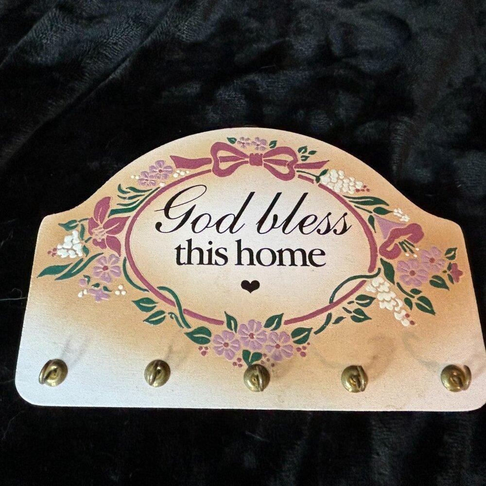 "God Bless This Home" Wall hanging Key Hanger